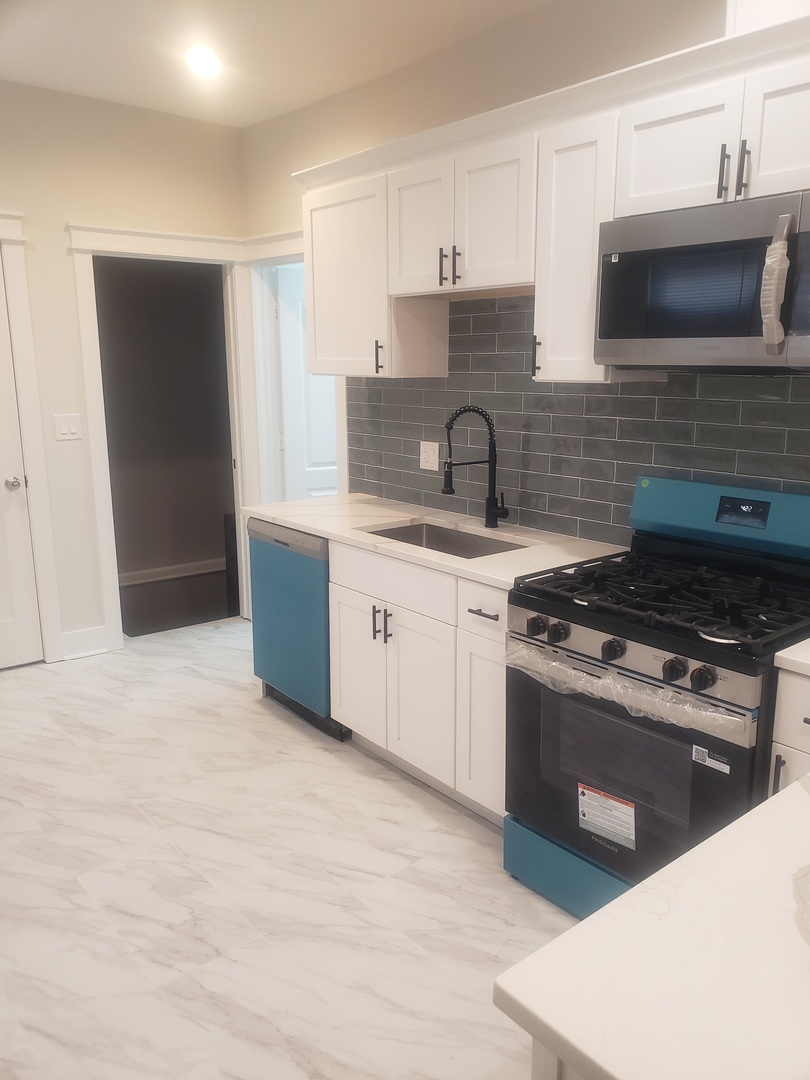 12130 South Lowe Avenue Chicago IL 60628