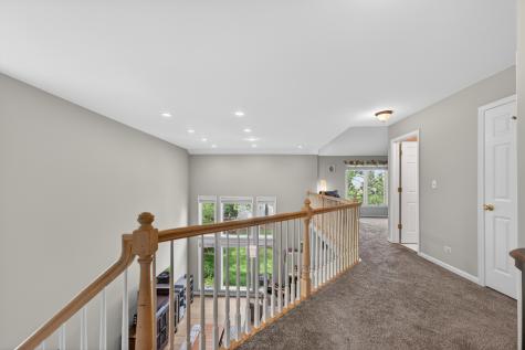 1051 West Sutton Court Palatine IL 60067