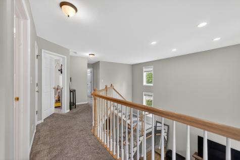 1051 West Sutton Court Palatine IL 60067