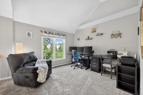 1051 West Sutton Court Palatine IL 60067
