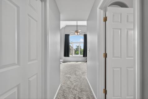1051 West Sutton Court Palatine IL 60067