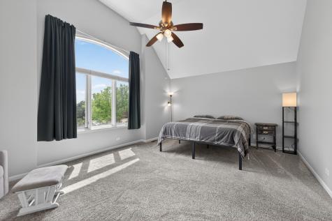 1051 West Sutton Court Palatine IL 60067