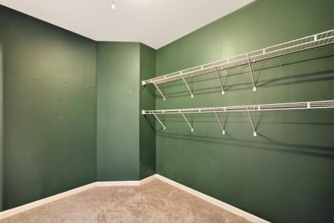 1051 West Sutton Court Palatine IL 60067