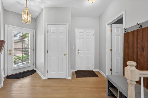 1051 West Sutton Court Palatine IL 60067