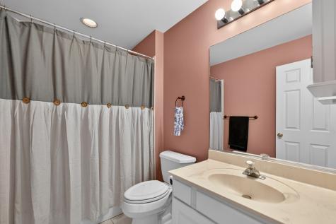 1051 West Sutton Court Palatine IL 60067