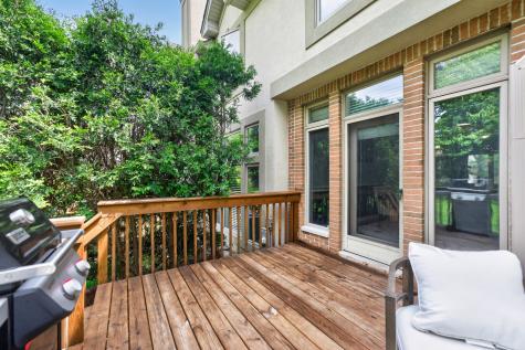 1051 West Sutton Court Palatine IL 60067