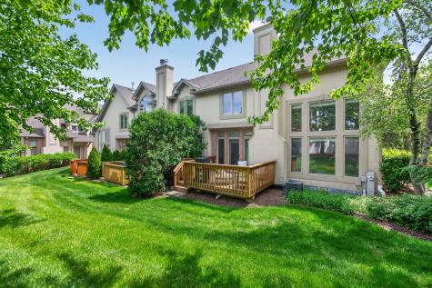 1051 West Sutton Court Palatine IL 60067