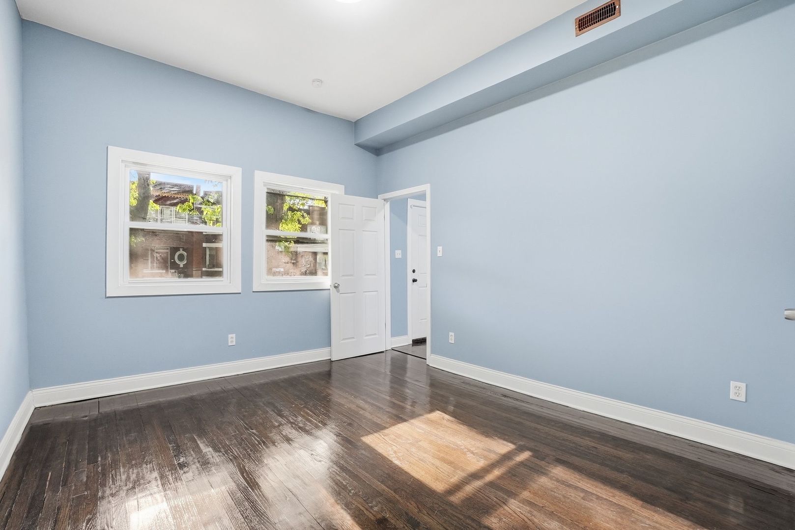 5723 South Marshfield Avenue Chicago IL 60636
