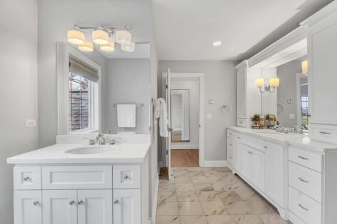 1428 Calcutta Lane Naperville IL 60563