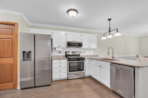 450 Berkshire Drive Crystal Lake IL 60014