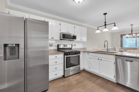 450 Berkshire Drive Crystal Lake IL 60014