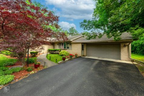 641 East Belmont Avenue Addison IL 60101