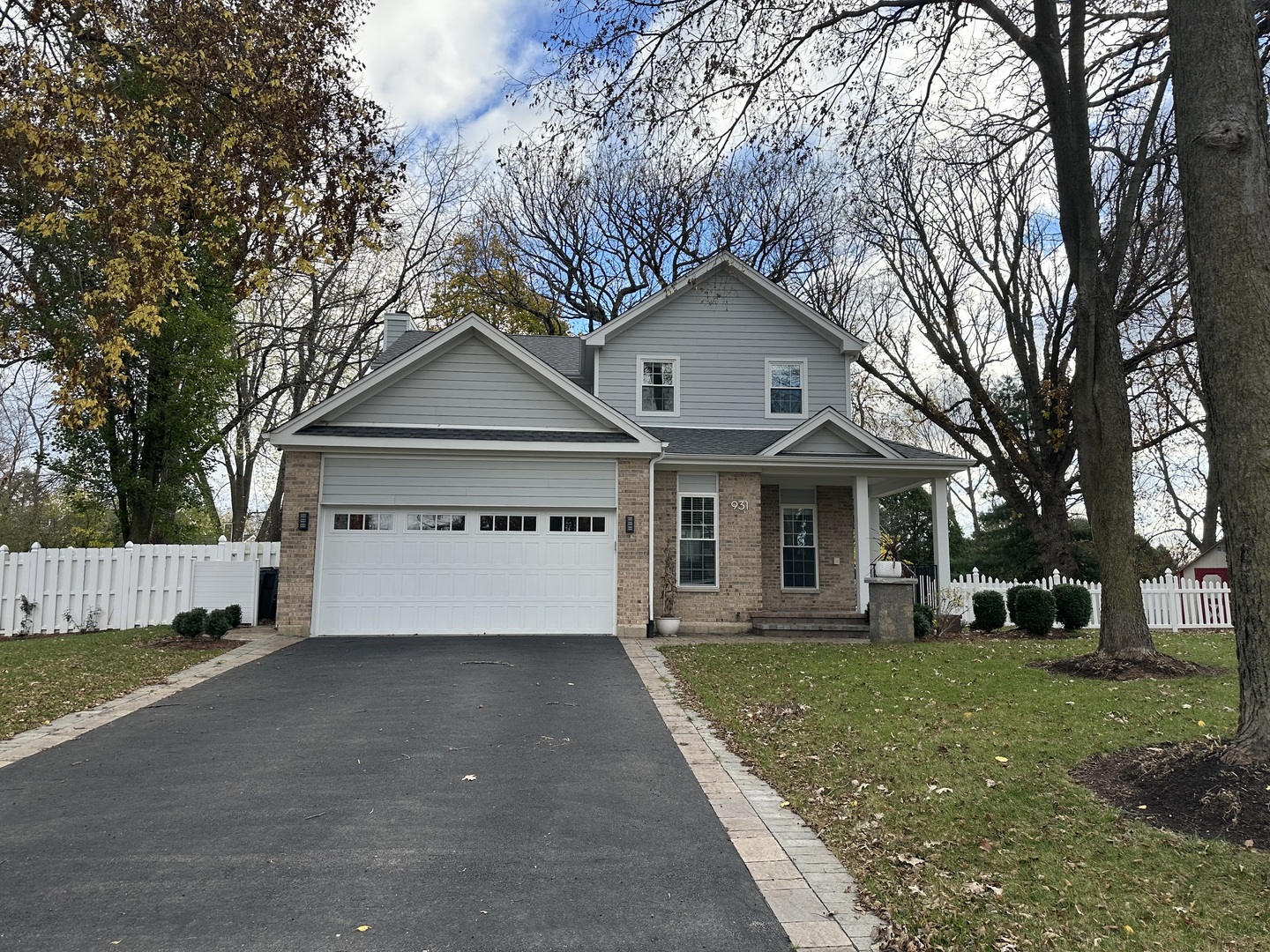 931 Plymouth Court Algonquin IL 60102