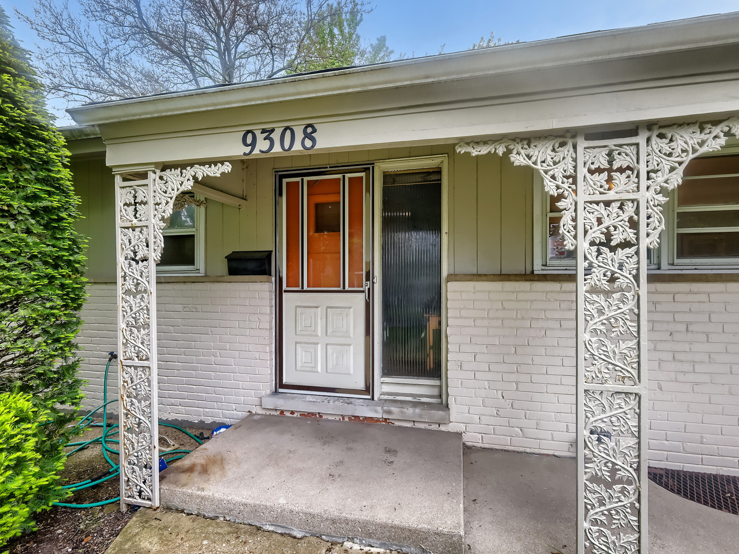 9308 Karlov Avenue Skokie IL 60076