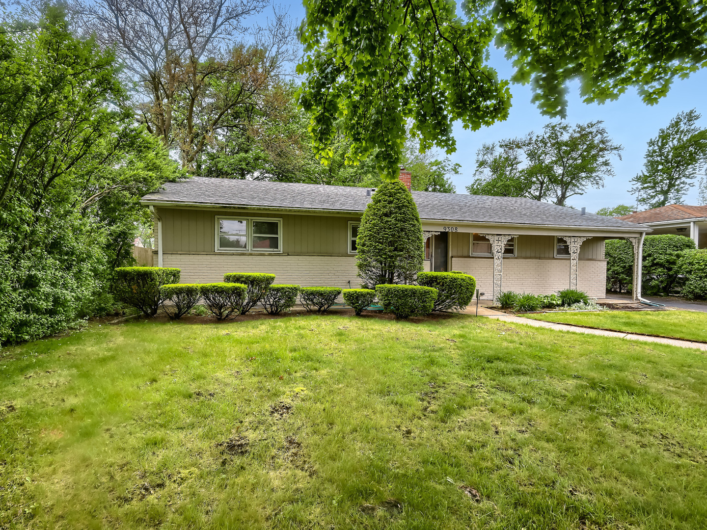 9308 Karlov Avenue Skokie IL 60076