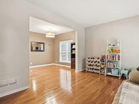 0N422 Taylor Drive Geneva IL 60134