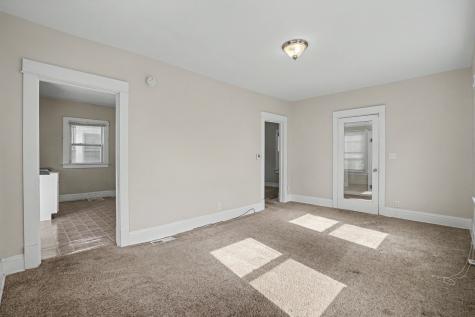 236 15TH Avenue East Moline IL 61244