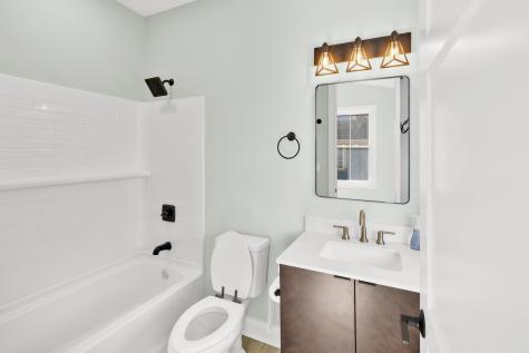 13 Great Loop West Drive Ottawa IL 61350