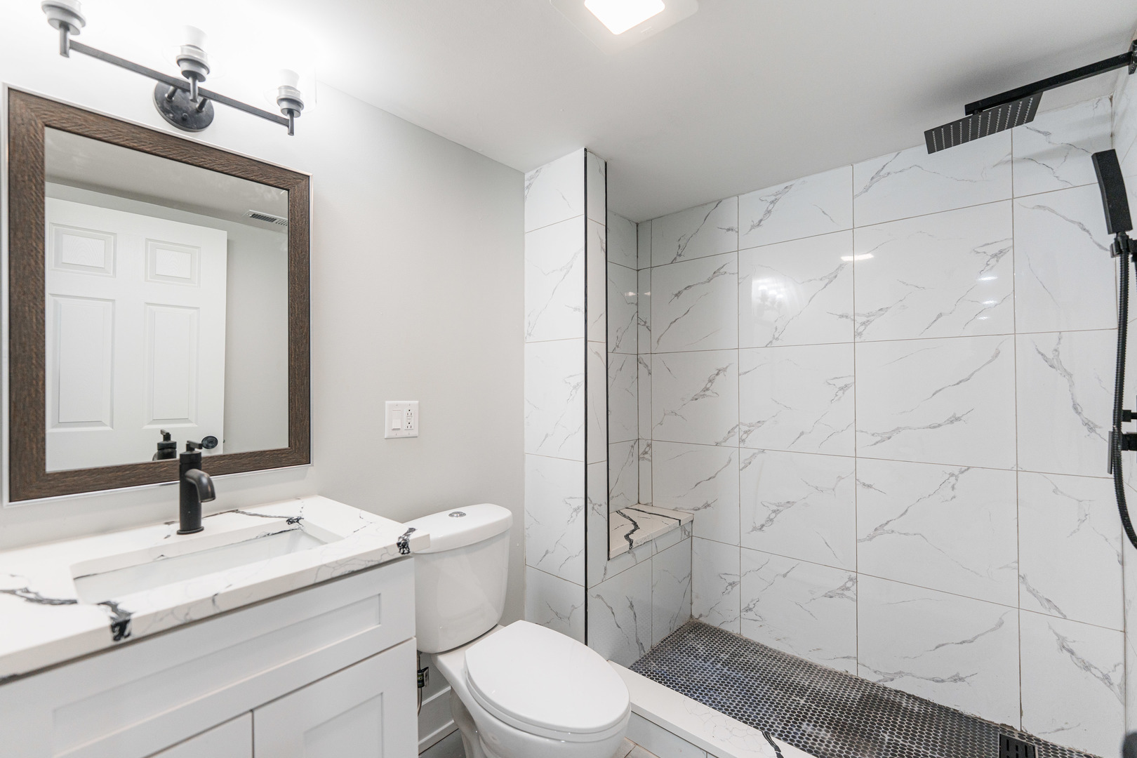 1121 East 82nd Place Chicago IL 60619