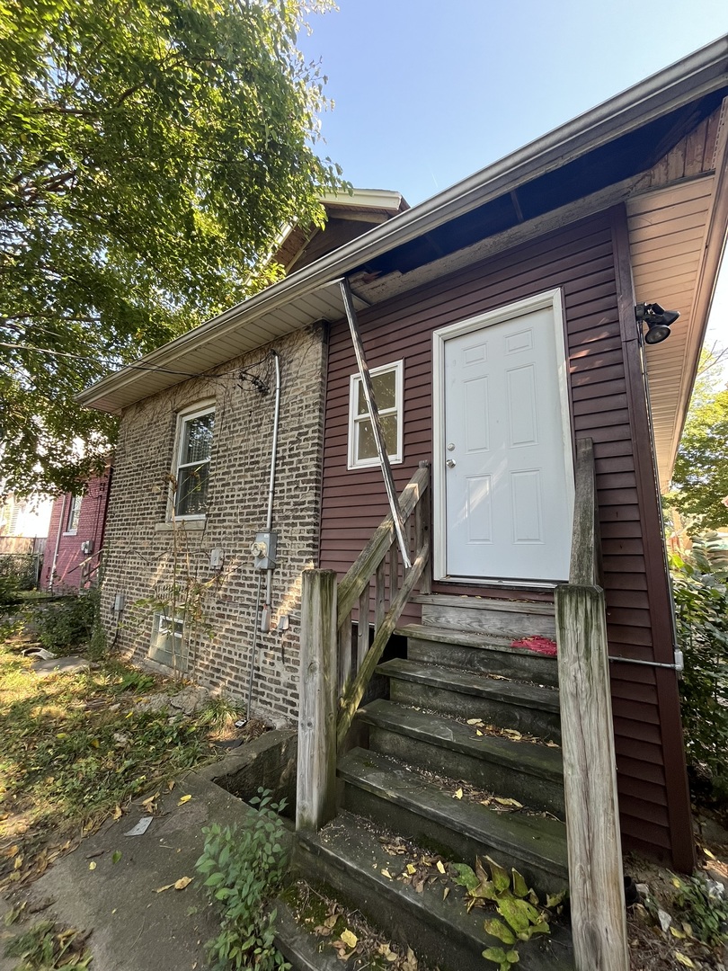 8150 South Oglesby Avenue Chicago IL 60617