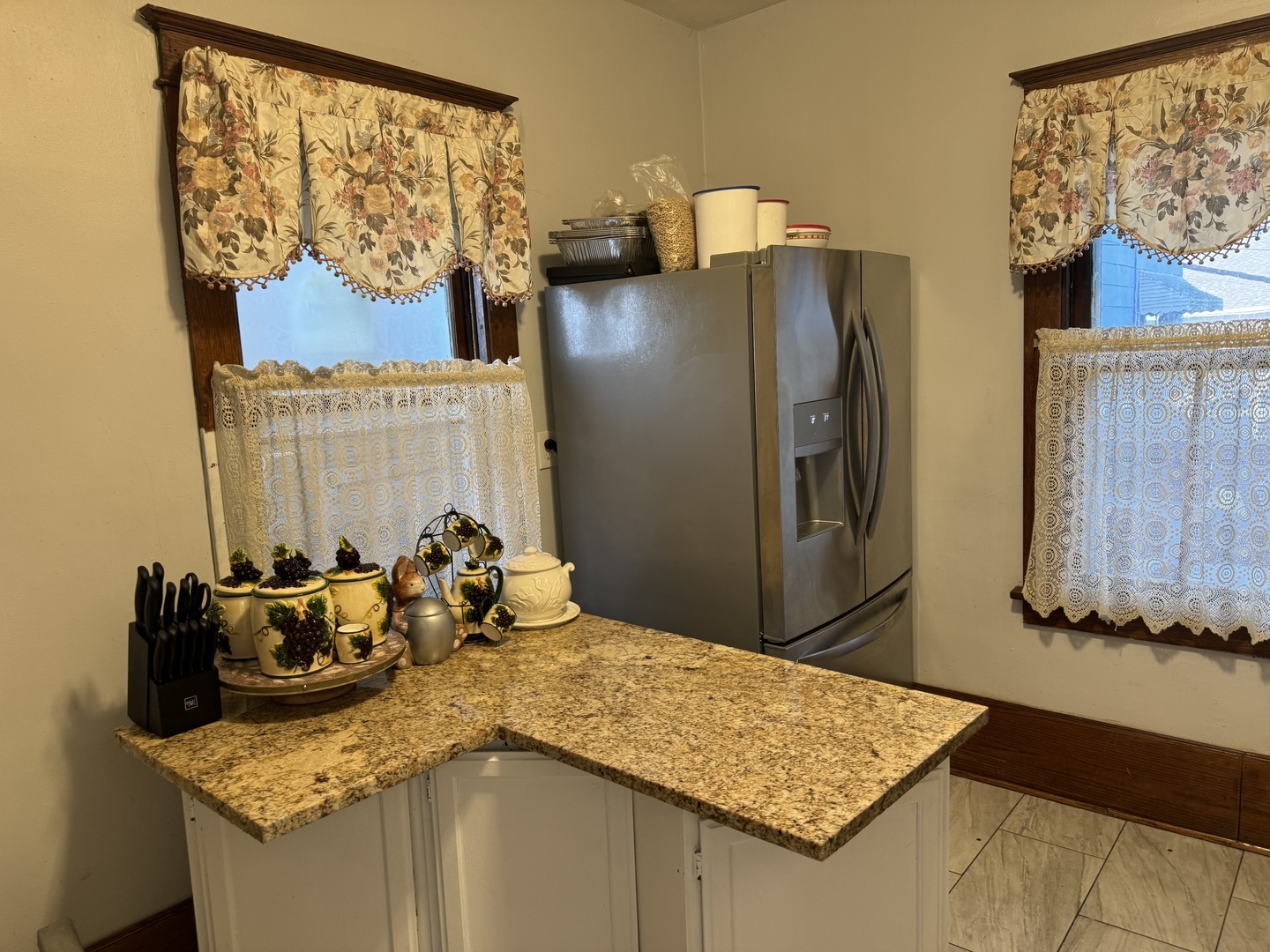 504 5TH Avenue Aurora IL 60505