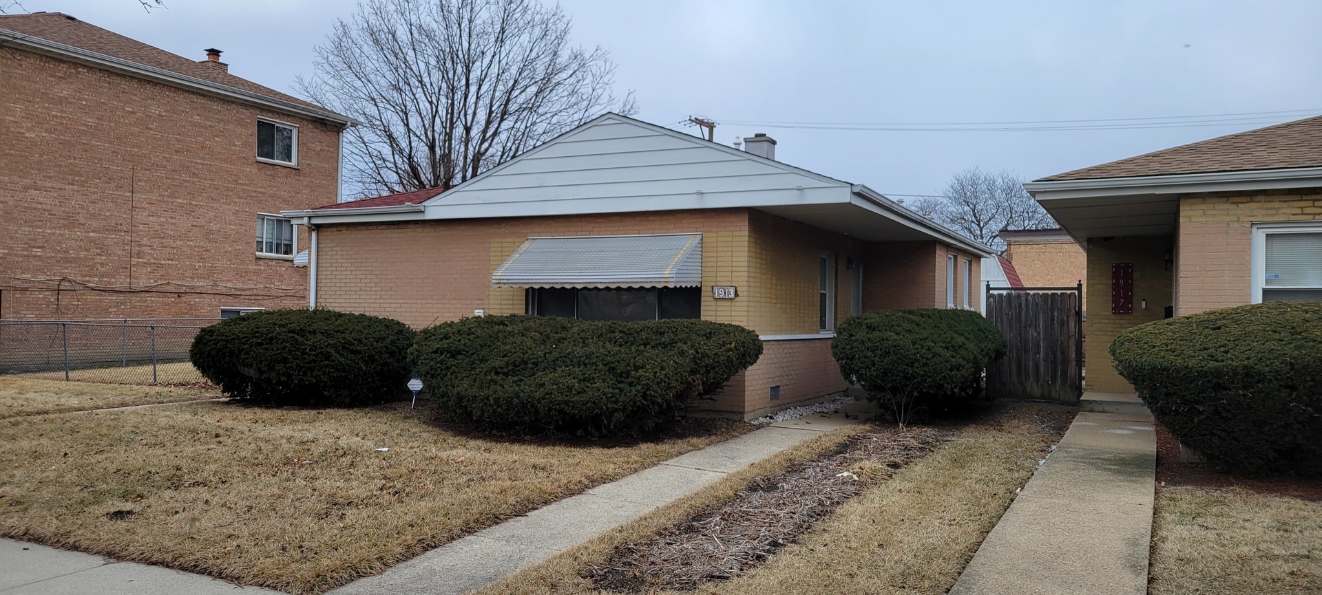 1913 South 14th Avenue Broadview IL 60155