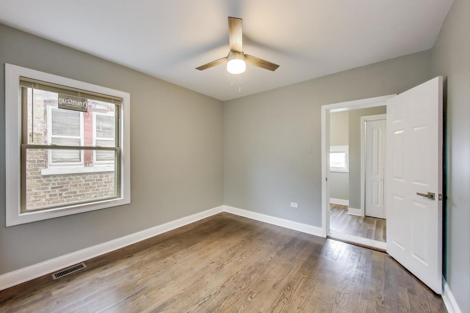 10229 South Calumet Avenue Chicago IL 60628