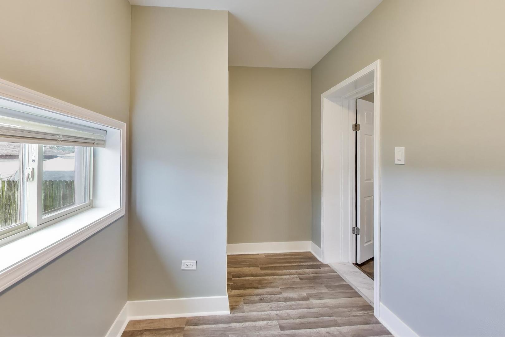 10229 South Calumet Avenue Chicago IL 60628