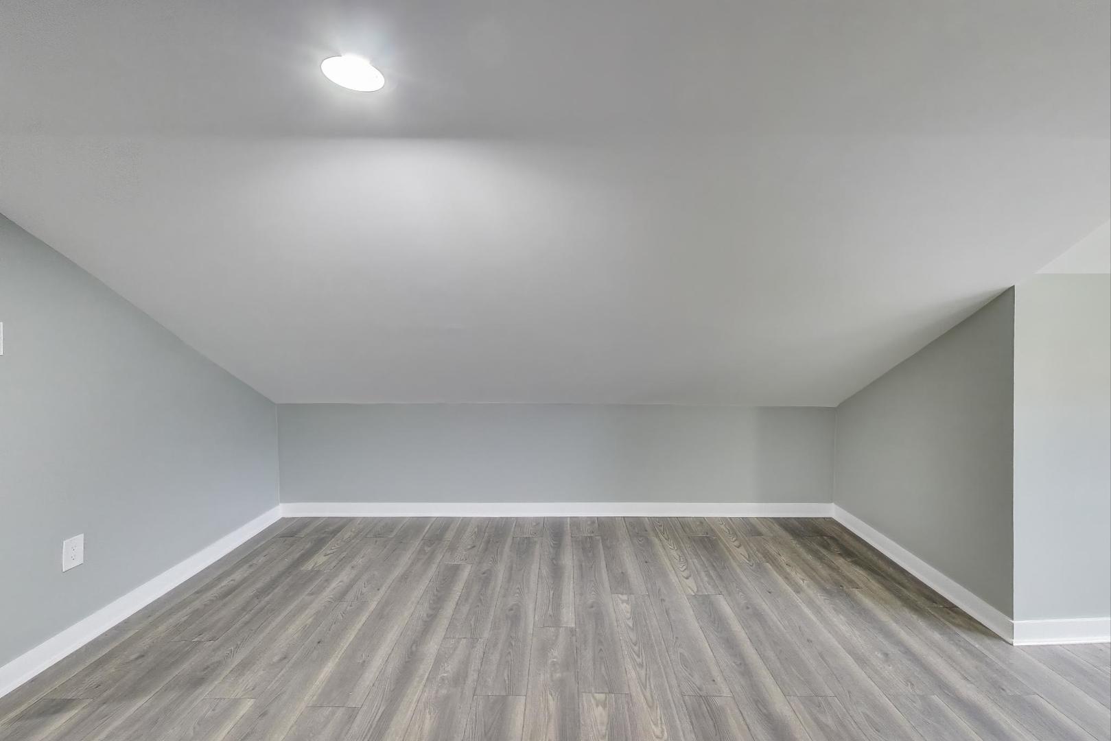 10229 South Calumet Avenue Chicago IL 60628