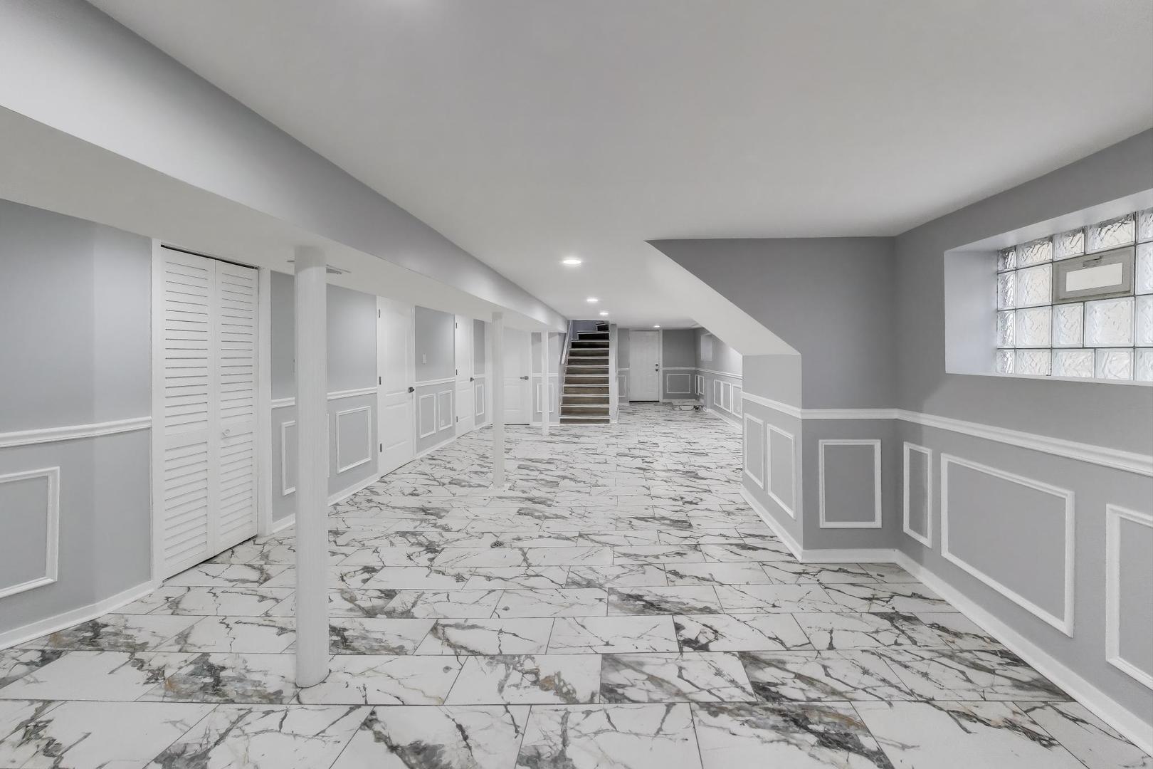 10229 South Calumet Avenue Chicago IL 60628