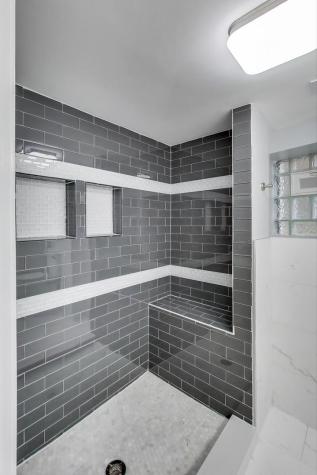 10229 South Calumet Avenue Chicago IL 60628