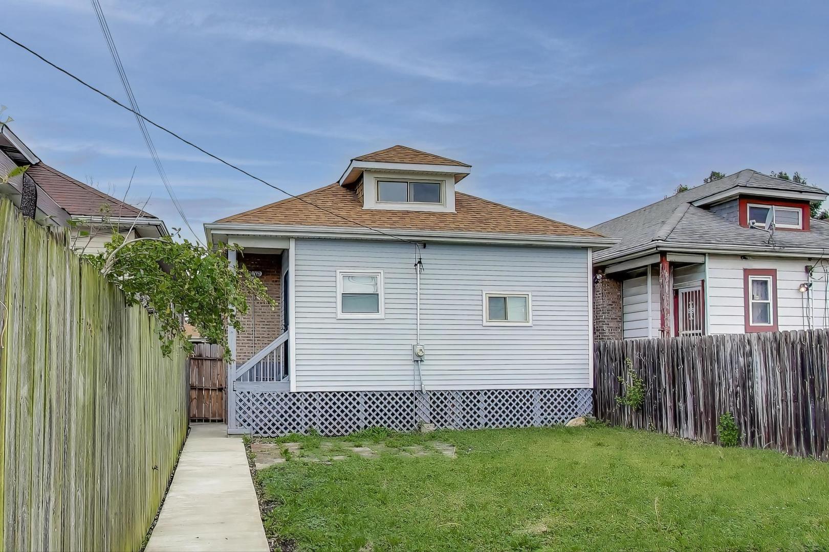 10229 South Calumet Avenue Chicago IL 60628