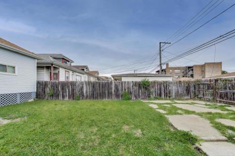 10229 South Calumet Avenue Chicago IL 60628