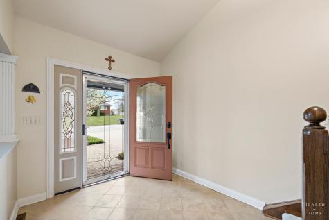 305 North Dale Avenue Mchenry IL 60050