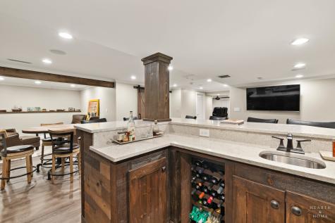 305 North Dale Avenue Mchenry IL 60050