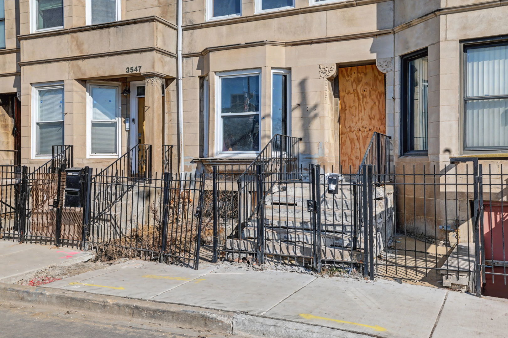 3549 South Indiana Avenue Chicago IL 60653