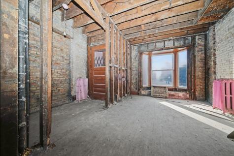 3549 South Indiana Avenue Chicago IL 60653