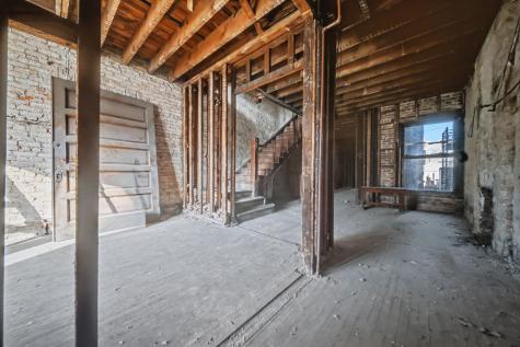 3549 South Indiana Avenue Chicago IL 60653