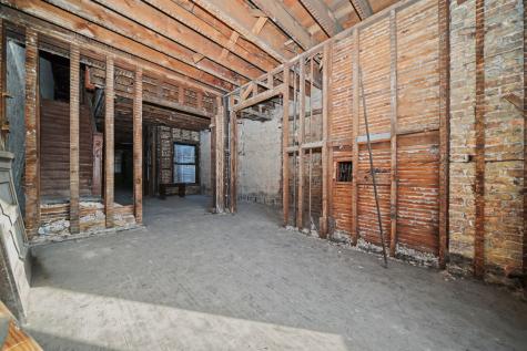 3549 South Indiana Avenue Chicago IL 60653