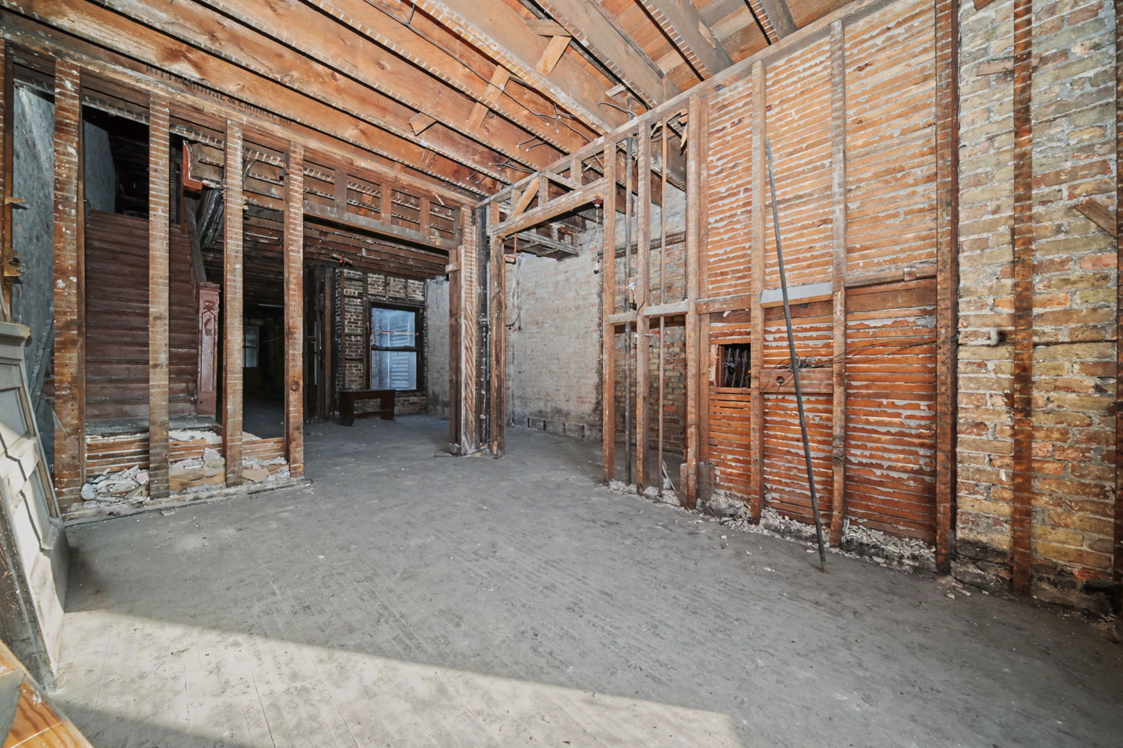 3549 South Indiana Avenue Chicago IL 60653