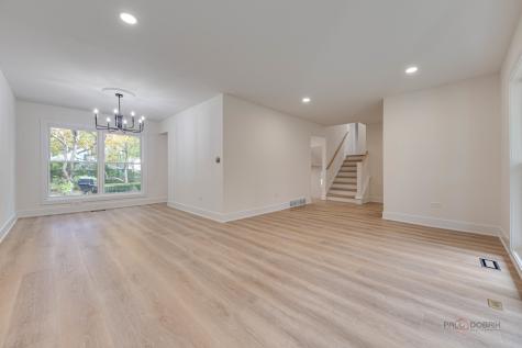 3023 North Windsor Drive Arlington Heights IL 60004