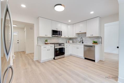 3023 North Windsor Drive Arlington Heights IL 60004