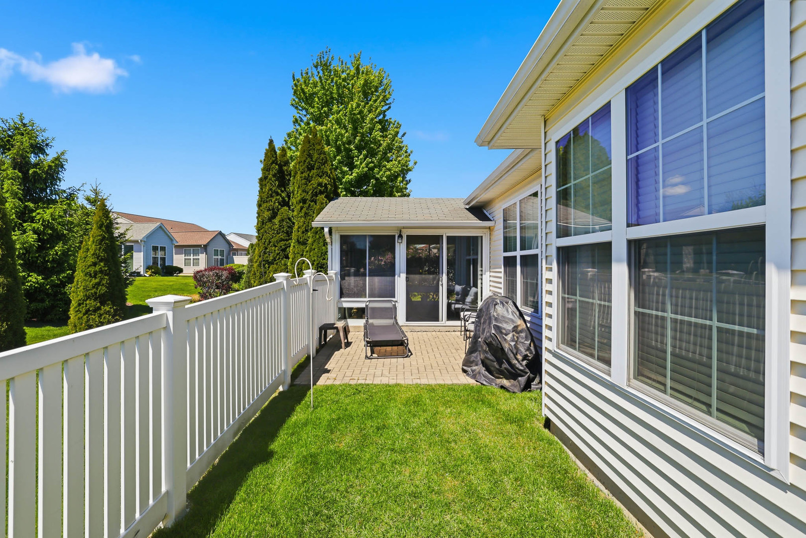 13243 Sierra Glen Road Huntley IL 60142