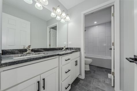 194 Vance Street Lombard IL 60148