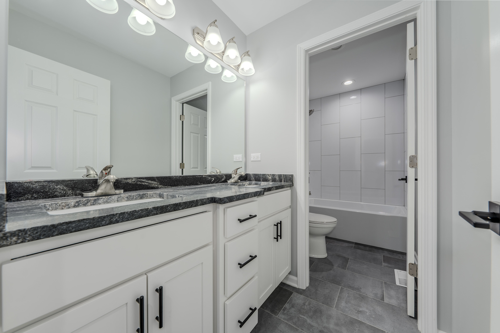 194 Vance Street Lombard IL 60148