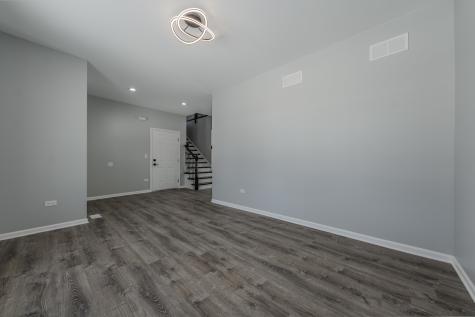 194 Vance Street Lombard IL 60148