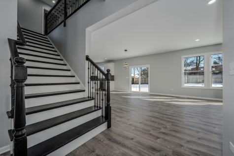 194 Vance Street Lombard IL 60148