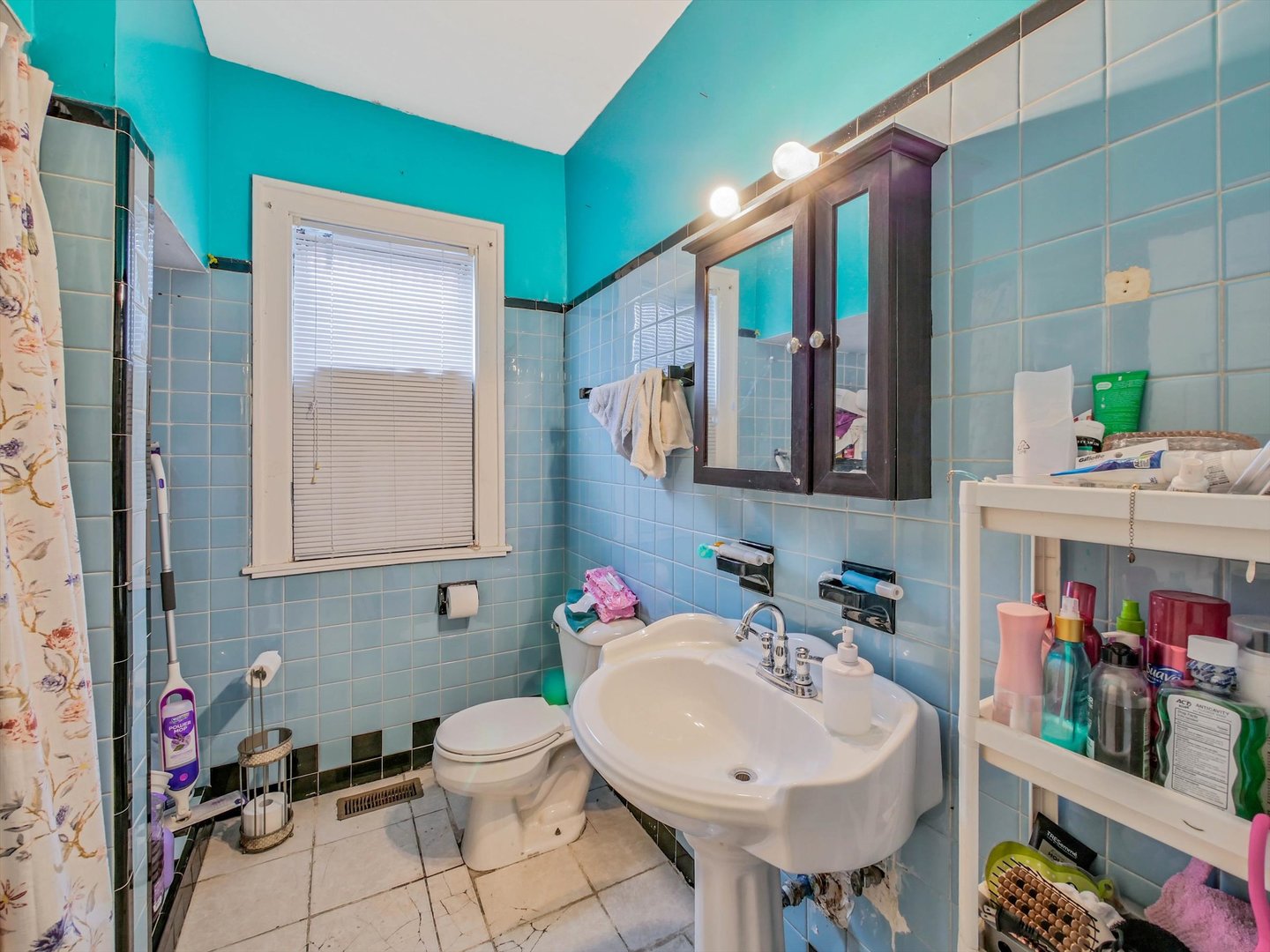 5638 South Maplewood Avenue Chicago IL 60629