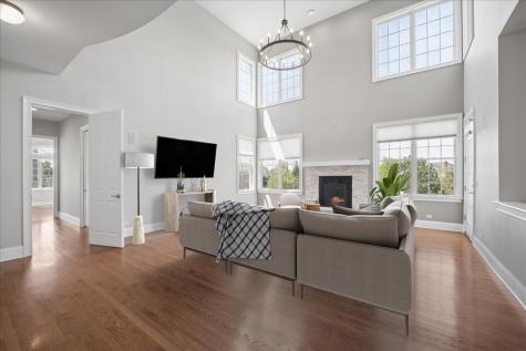 40 Wood Oaks Drive South Barrington IL 60010