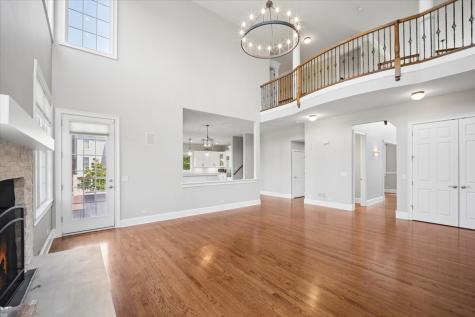 40 Wood Oaks Drive South Barrington IL 60010